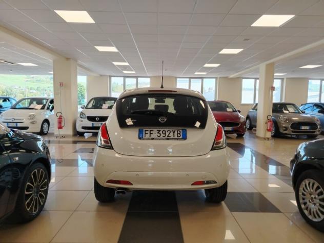 LANCIA Ypsilon 3ª serie Ypsilon 1.3 MJT 16V 95 CV 5 porte S&S Gold - Foto 5