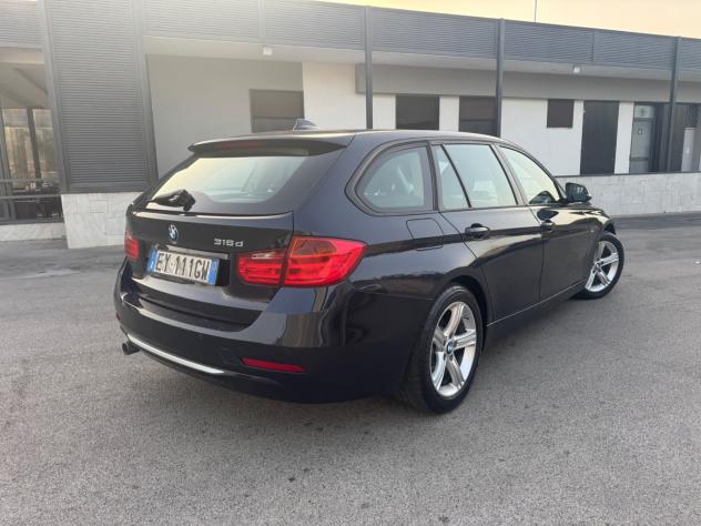 Bmw 316d Touring Luxury Automatica - Foto 9