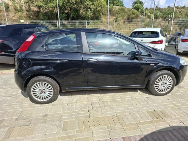 Fiat Grande Punto fire - Foto 4