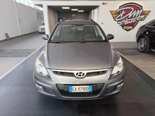 HYUNDAI i30 CW 1.4 16V 109CV BlueDr. GPL Active rif. 24189955 - Foto 2
