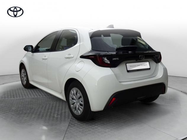 Toyota Yaris 4ª serie 1.5 Hybrid 5 porte Active - Foto 4