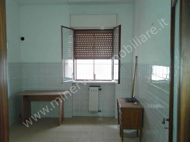 Appartamento cinque vani e garage zona campo - Lentini - Foto 4