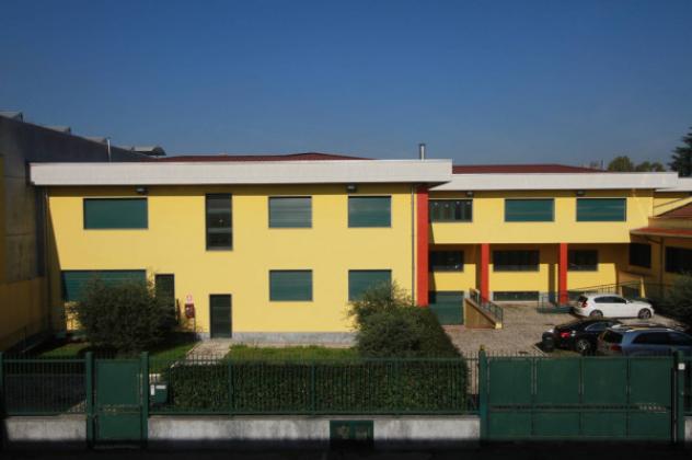 Immobile di 1731 m² con più di 5 locali in vendita a Pero - Foto 8