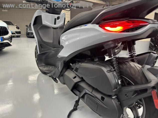 PIAGGIO Beverly 400 S HPE rif. 24101519 - Foto 8