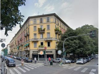 PORTA VENEZIA: BILOCALE mq. 50 € 1100 compreso spese