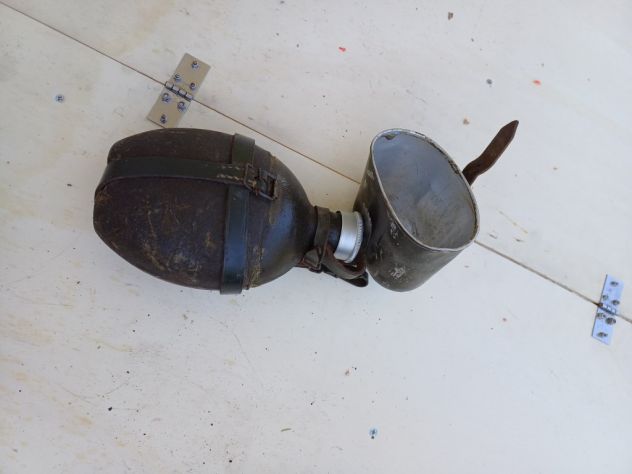 Elmetti, maschere antigas e altra militaria - Foto 3
