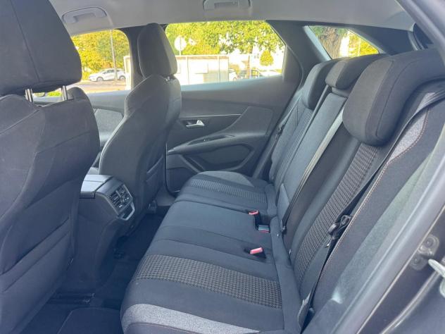 Peugeot 3008 1.5 BlueHDI Diesel 130cvS&S Active Pack - Foto 9