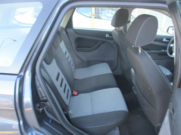 Ford Focus 1.6 TDCi (110CV) SW TITANIUM 2011 - Foto 4