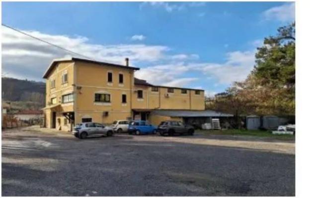 Immobile in asta di 598 m² in vendita a Casali del Manco - Foto 2