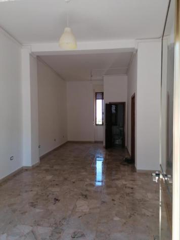 Locale commerciale in affitto a Orsogna