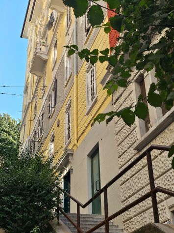 BELLISSIMO APPARTAMENTO ZONA GIULIA LIBERO DA SUBITO!!!
