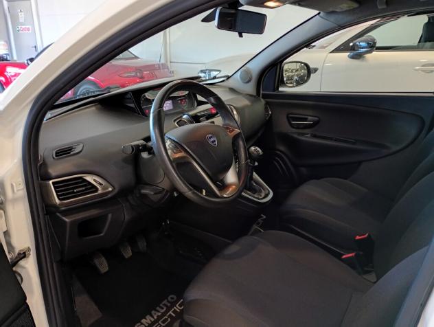 LANCIA Ypsilon 3ª serie Ypsilon 1.2 69 CV 5 porte Gold - Foto 9