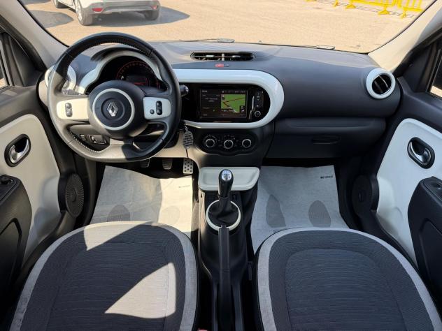 Renault Twingo 1.0 SCE BENZ 69CV S&S LOVELY 2016 - Foto 10