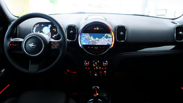 Mini Cooper D Countryman 2.0 150CV AUTOMATICA CLASSIC MIDNIGHT BLACK II - FULL LED NAV FULL DISPLAY PELLE CLIMA BZ PREMIUM PA - Foto 4