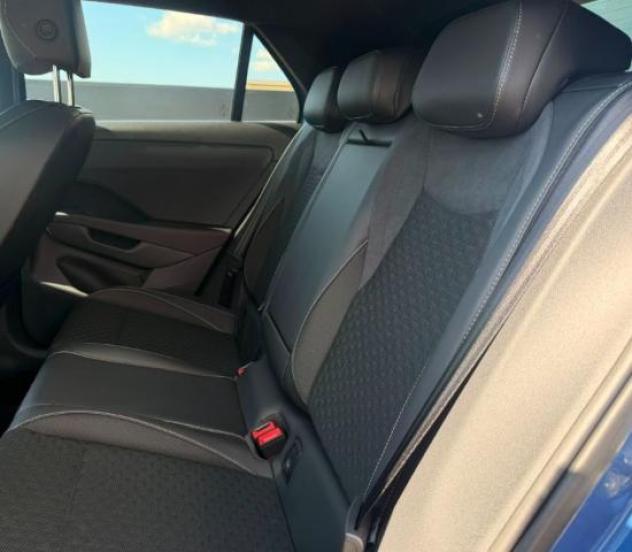 NEW Volkswagen T-Roc 1.5 eTSI ACT 150 CV DSG R-Line#RETROCAMERA! - Foto 2