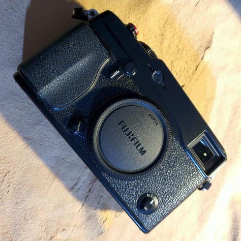 Fujifilm X-PRO1 + vari accessori COME NUOVA - Foto 2