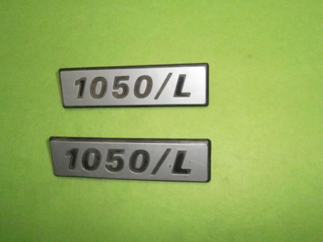 Scritte loghi targhette profili laterali Fiat 127 1050L - Foto 5