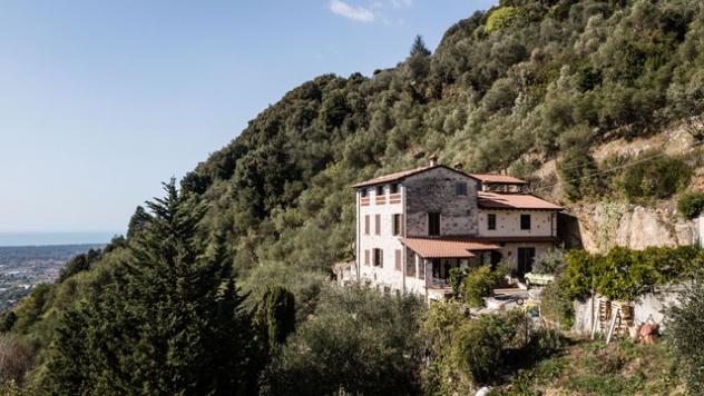Collina di Camaiore
Villa singola di mq 300
Vista mare - Foto 2