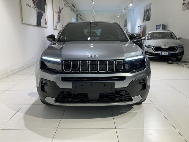 Jeep Avenger e-Hybrid 1.2 MHEV e-Hybrid Turbo Summit - Foto 2