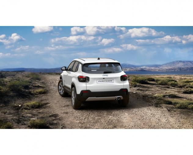 Jeep Avenger ICE E-Hybrid Altitude 1.2 110cv Dct Mhev - Foto 2