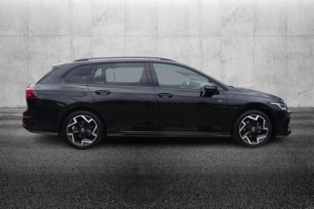 VOLKSWAGEN Golf Variant 1.5 eTSI 150 CV ACT DSG R-Line rif. 24049321 - Foto 5