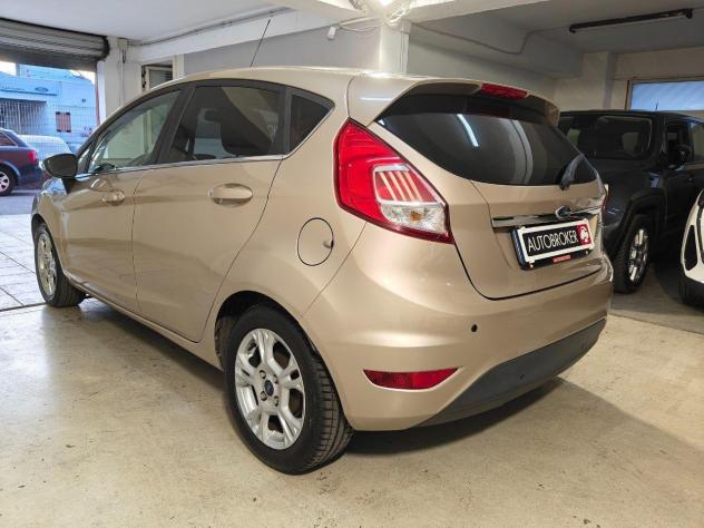 Ford Fiesta 1.5 TDCi 75CV 5 porte Titanium - Foto 6