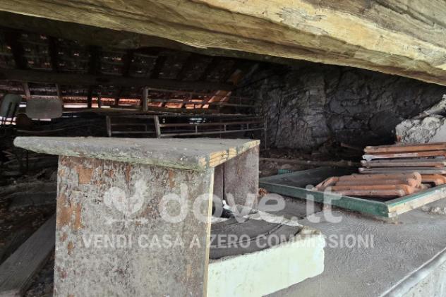 Casa indipendente di 85 m² con 3 locali in vendita a Casalzuigno - Foto 18