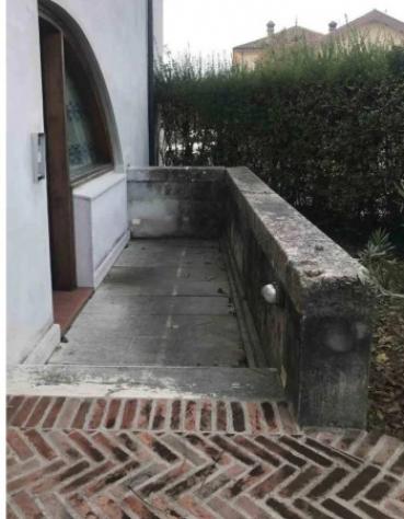 Immobile in asta di 759 m² con più di 5 locali e box auto in vendita a Concamarise - Foto 9