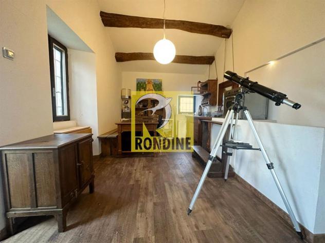 2 fabbricati indipendenti circondati da giardino di 3.960 mq. con piscina - Foto 13