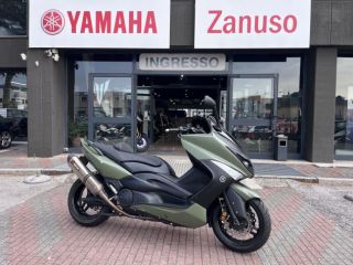 Yamaha T Max null