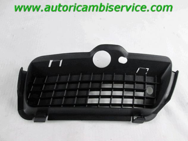 0921715 GRIGLIA MASCHERINA PARAURTI LATO DESTRO ISAM VOLKSWAGEN GOLF 3 1.6 B RICAMBIO NUOVO