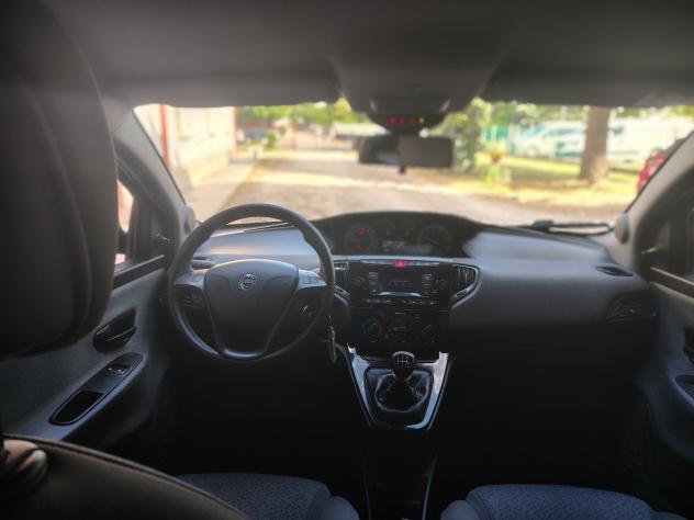 Lancia Ypsilon Hybrid Condizioni Pari al Nuovo! - Foto 8