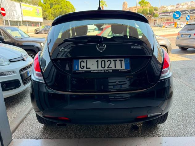 Lancia Ypsilon 1.0 Hybrid Gold - Foto 5