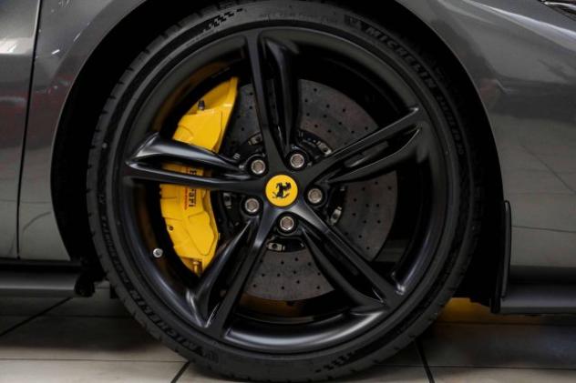 FERRARI 296 GTB |SCUDETTI|360° VIEW|AFS|CARPLAY|DAYTONA SEATS rif. 23833511 - Foto 8
