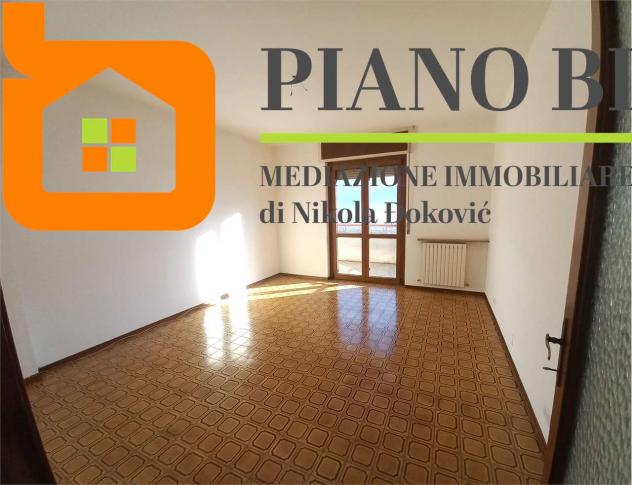 V000556 - LUMINOSO PIANO ALTO CON CANTINA E SOLAIO - Foto 7