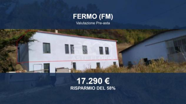 Immobile in asta di 82 m² con più di 5 locali in vendita a Fermo