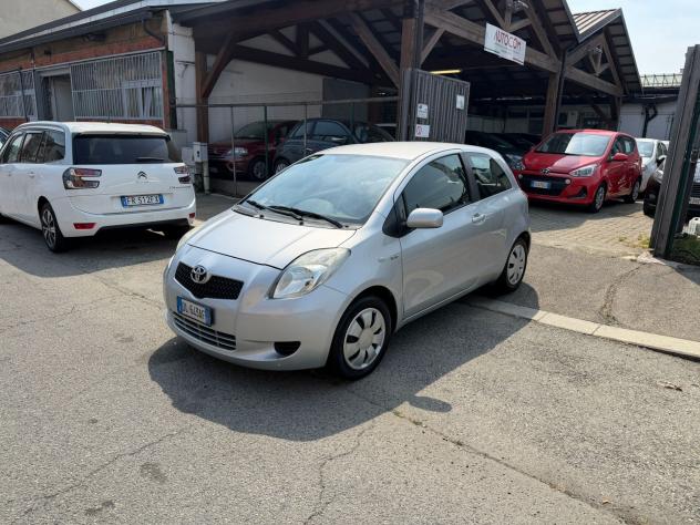Toyota Yaris 1.4 D-4D 3 porte M-MT Navi
