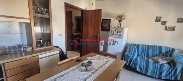 SAN GIULIANO – Appartamento all’8° e ultimo p. c/a – 100 mq ca. – 3 vani + acc. Buone condizioni, vista mare. Euro 59 mila CL GI - Foto 6