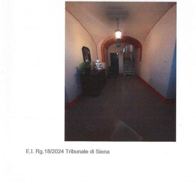 Immobile in asta di 97 m² con più di 5 locali in vendita a Poggibonsi - Foto 9