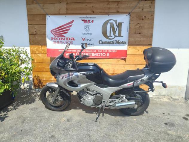 YAMAHA TDM 850 HONDA CBR 1000 RR