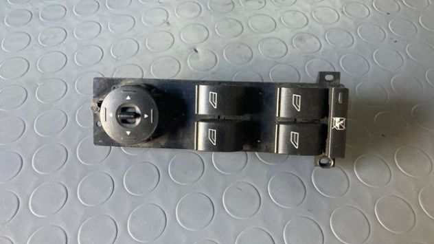 Pulsantiera alzacristalli anteriore SX Ford Focus del 2007 (3M5T-14A132-AF)