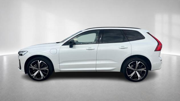 Volvo XC60 Recharge T6 Plug-in AWD auto Ultimate Dark - Foto 3