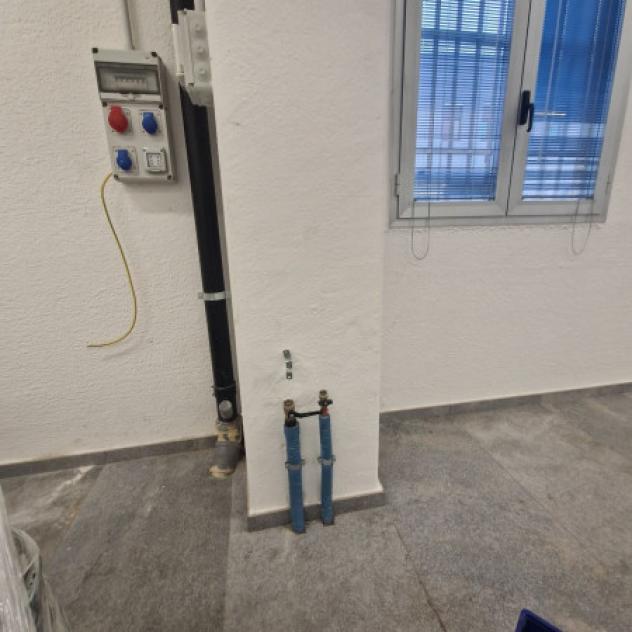Immobile di 440 m² con più di 5 locali in vendita a Garbagnate Milanese - Foto 10