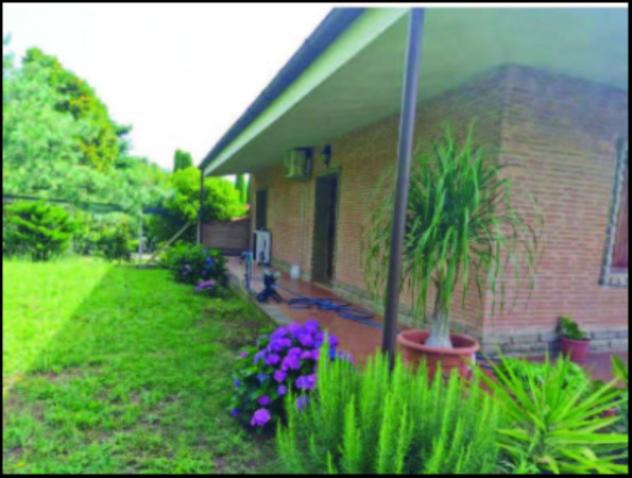 Immobile in asta di 299 m², box auto in vendita a Lanuvio - Foto 17