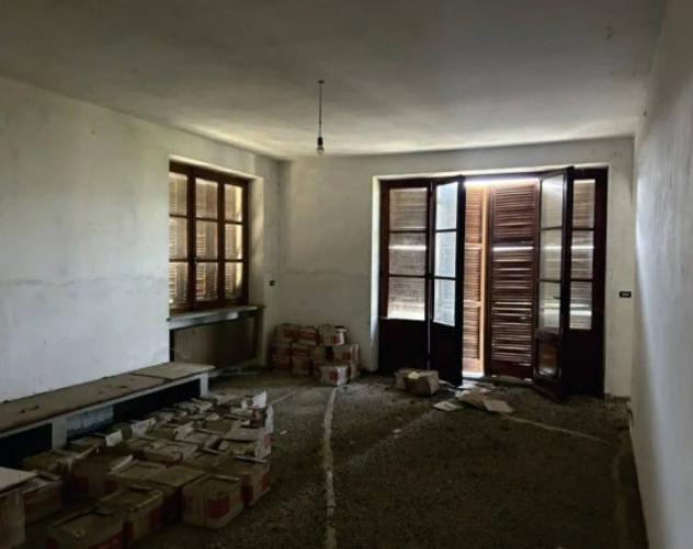 Immobile in asta di 688 m² con più di 5 locali e box auto in vendita a Vignale Monferrato - Foto 7