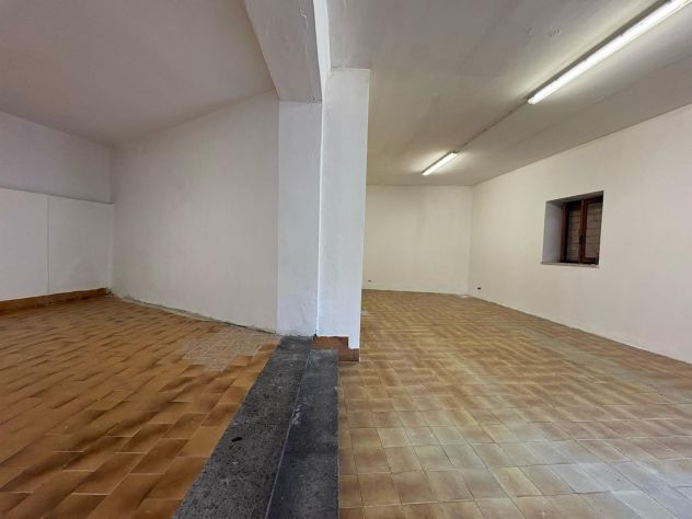 Negozio C1 a Monte Porzio Catone Via Roma - Foto 7