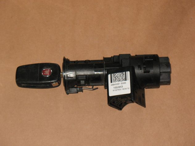46845361 BLOCCHETTO CON CHIAVE A TELECOMANDO FIAT PANDA 46845361 61027500