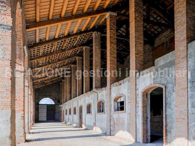 SARCEDO - Villa Capra | Barchessa con portico ad archi, abitazione e garage - Foto 3