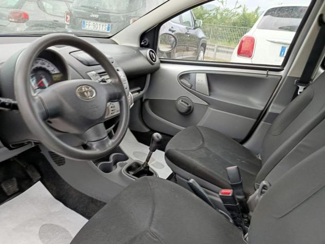 TOYOTA Aygo 1.0i 68CV - NEOPATENTATI - Foto 10