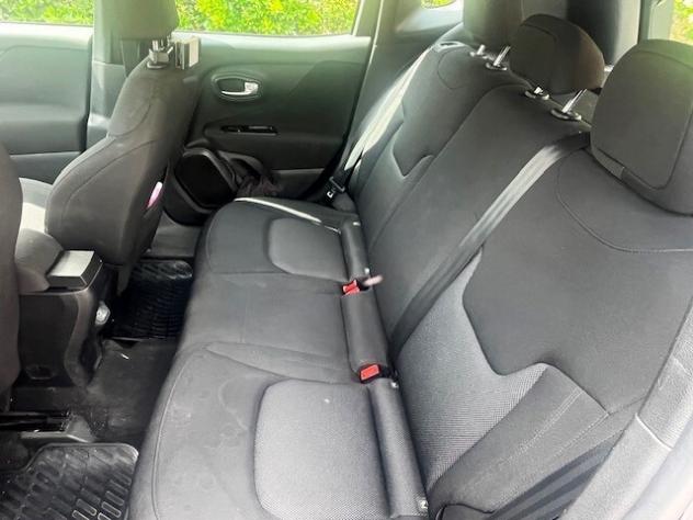 Jeep Renegade 1.6 Mjt 120 CV Longitude - Foto 6